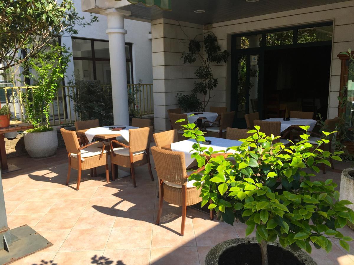Villa Royal Apartments 蒂瓦特 外观 照片